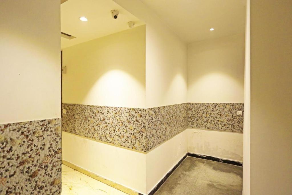Hotel Urban Luxury New Delhi Buitenkant foto